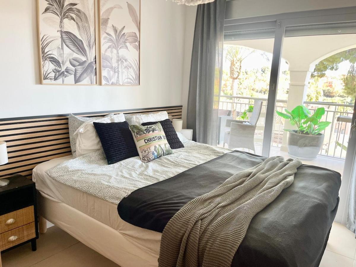 Lovely In The Location 10-12 Beds! Villa *
